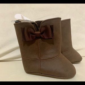 Brown Infant Boots (crib shoes)